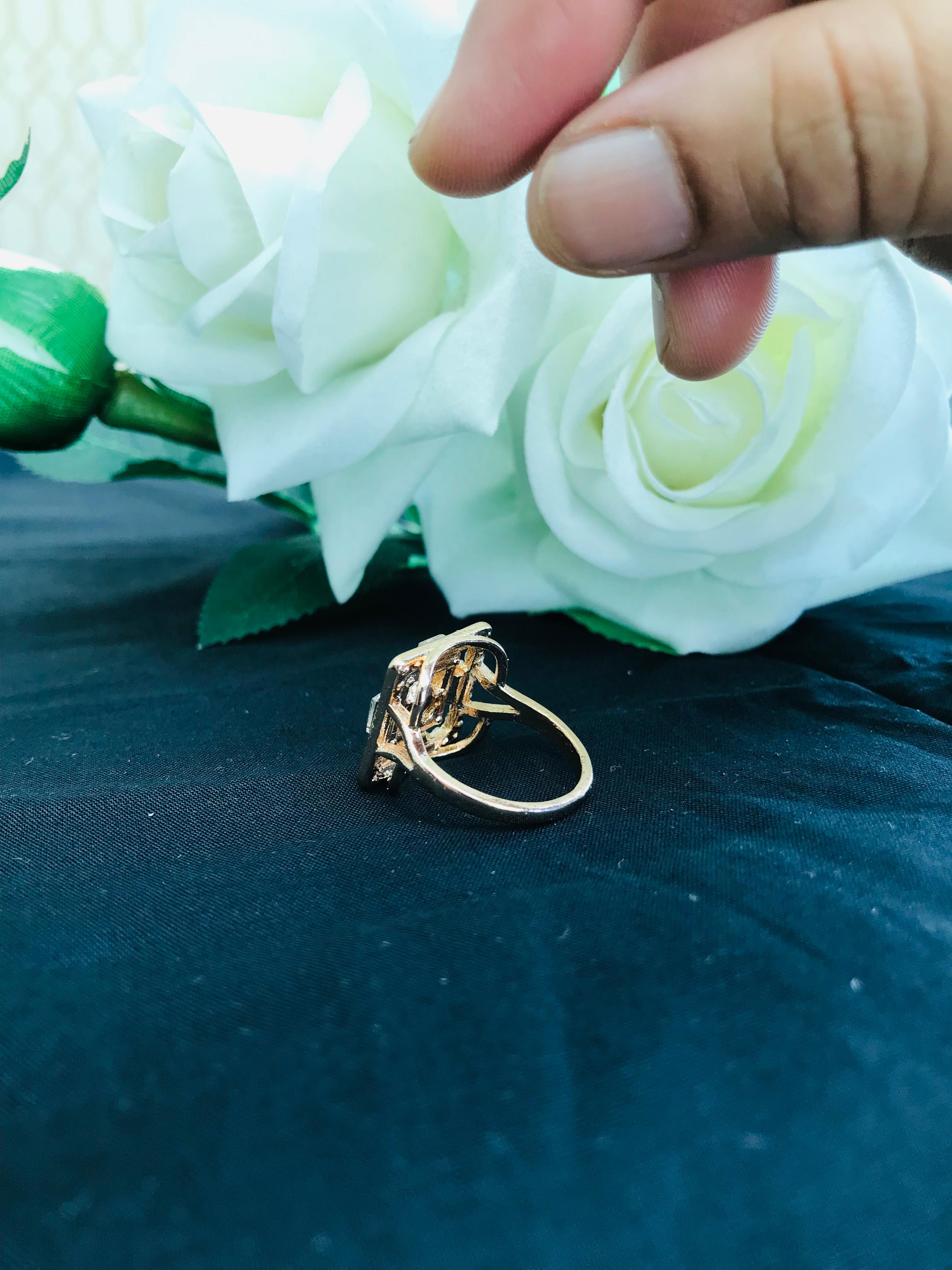 Refined Square Metal Ring with Sleek Lines and Modern Finish